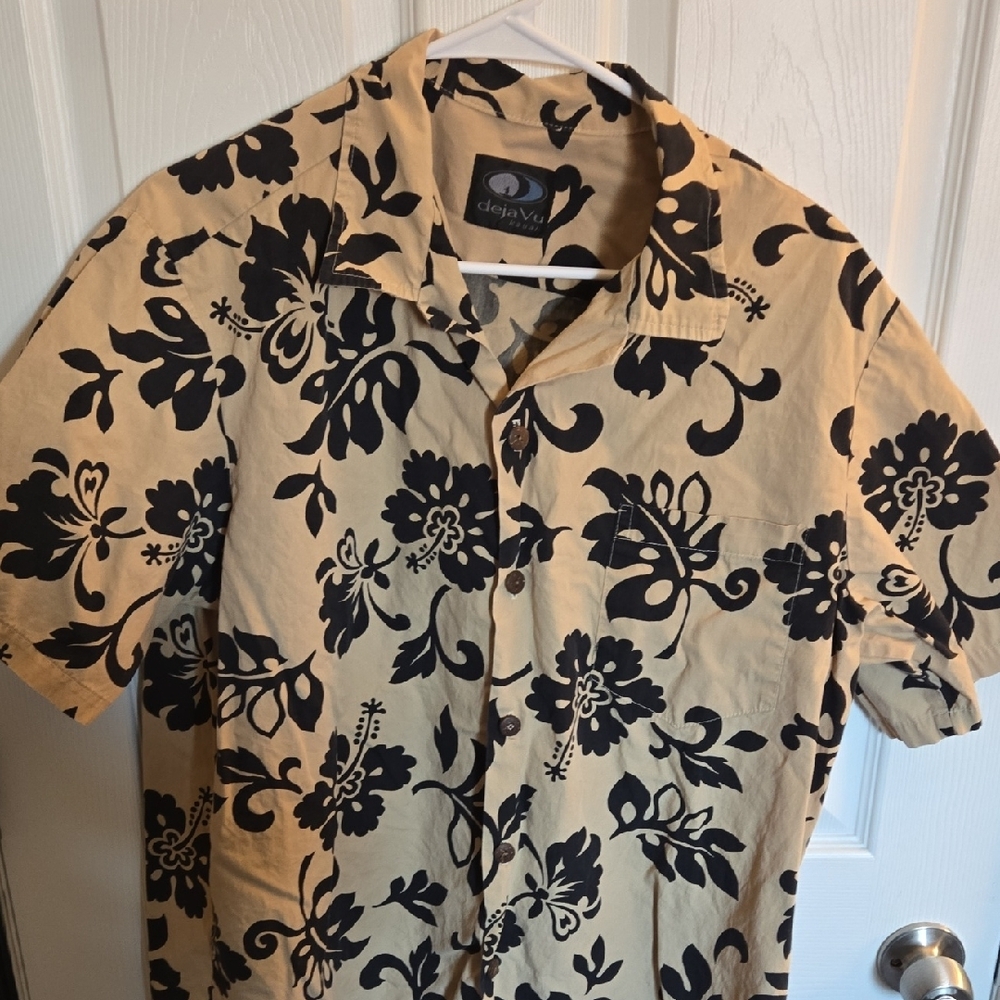Vintage Hawaiian Black and Tan Casual Button Down Shirt